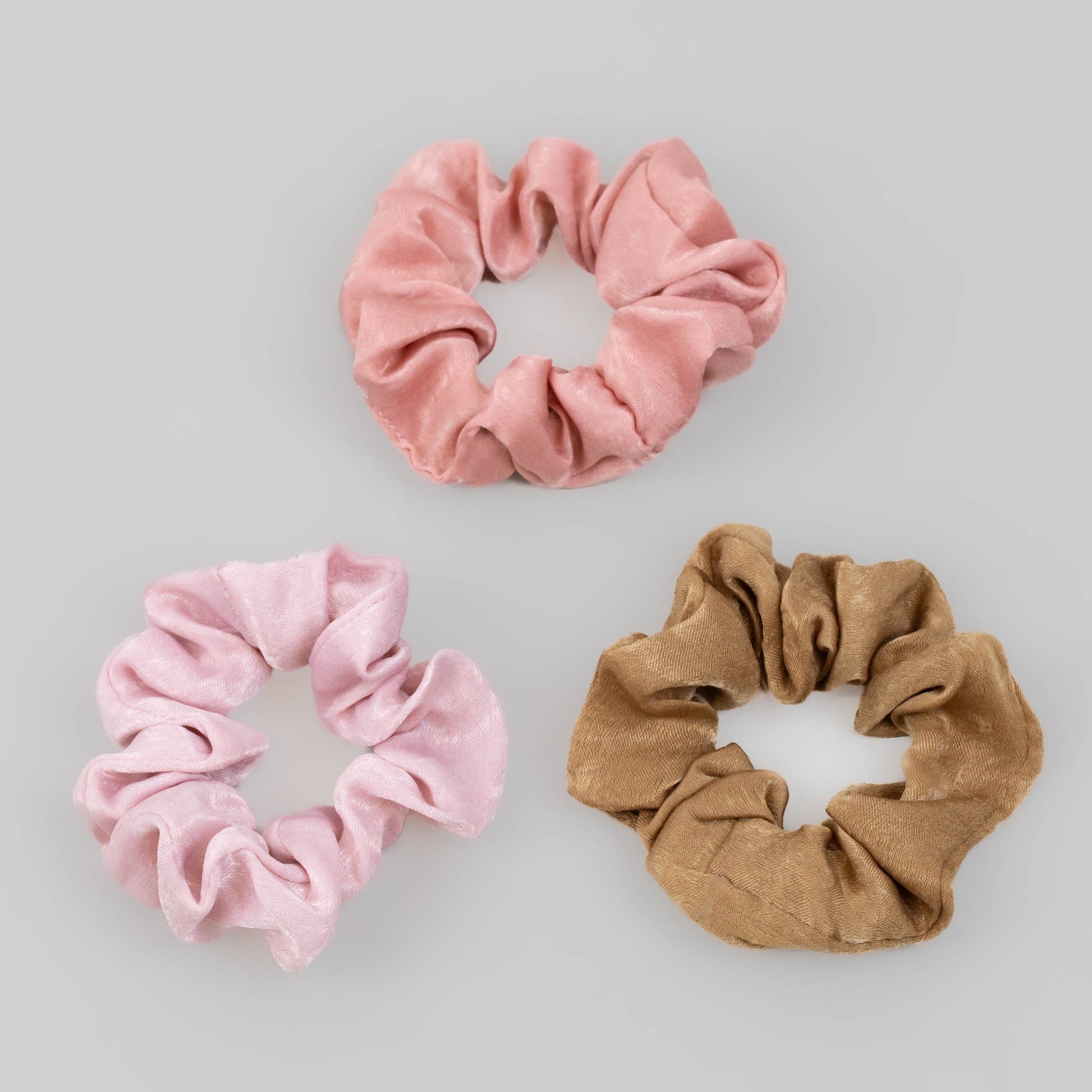 Elastice de păr tip scrunchie cu textură fină din satin, grosime 3 cm, set 3 buc - Velvet Mix