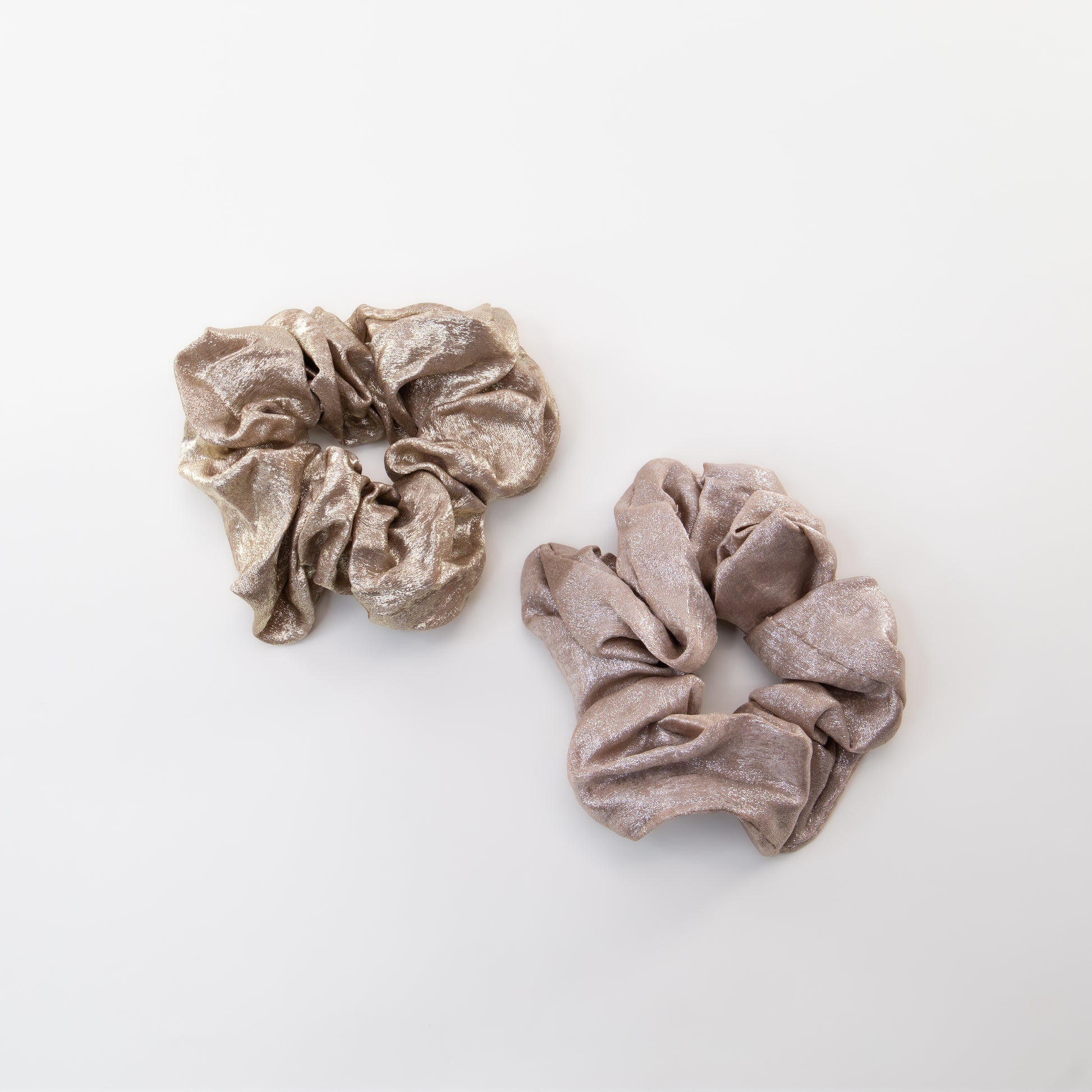 Elastice de păr tip scrunchie Shiny Mood cu efect lucios, grosime 5 cm, set 2 buc - Auriu