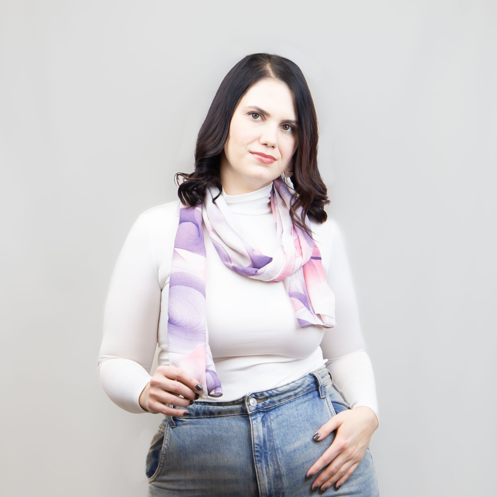 Eșarfă comodă și aerată cu forme gen urme de pensulă, 180 x 85 cm - Girly Vibes