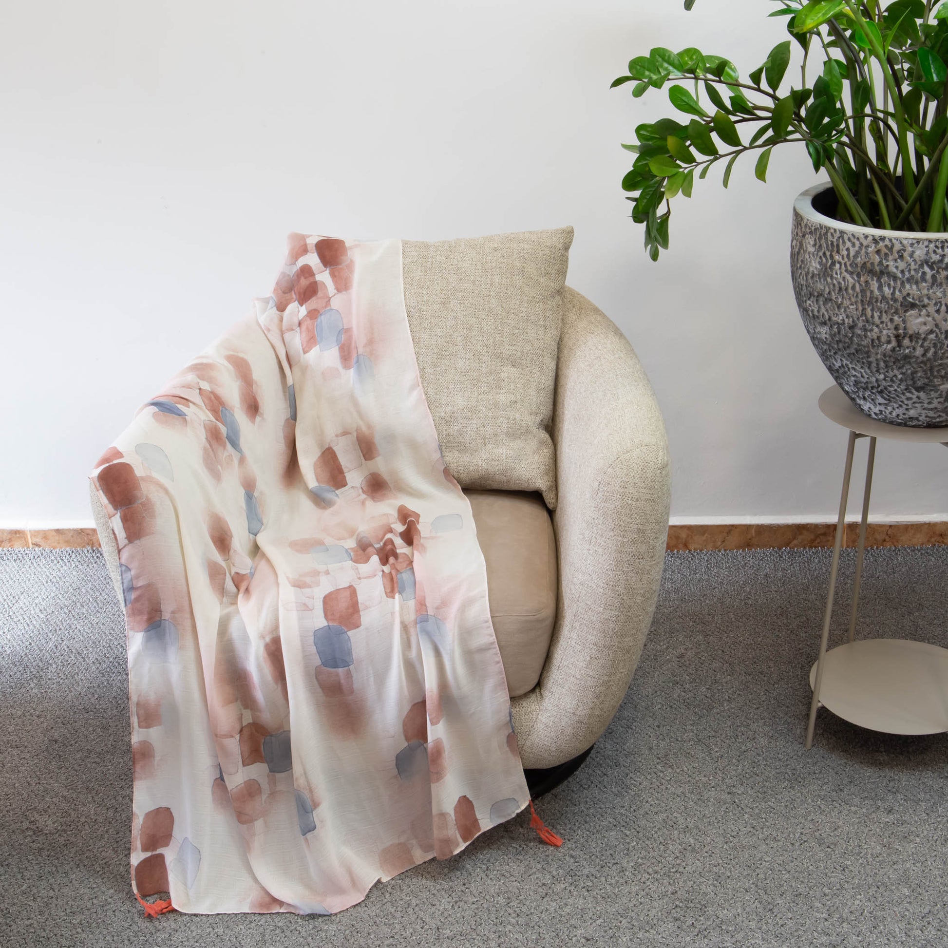 Eșarfă comodă și aerată cu imprimeu mozaic abstract, 180 x 85 cm - Cărămiziu