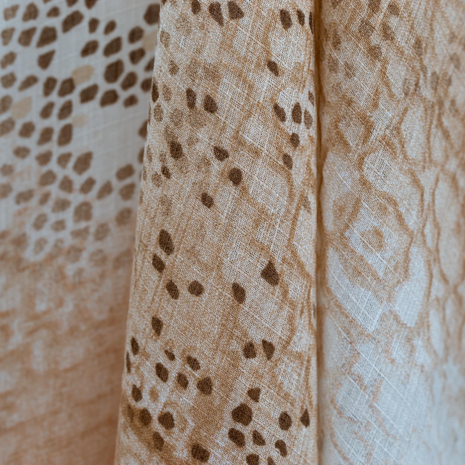 Eșarfă comodă și aerată cu imprimeu narrow streets, 175 x 85 cm - Bej