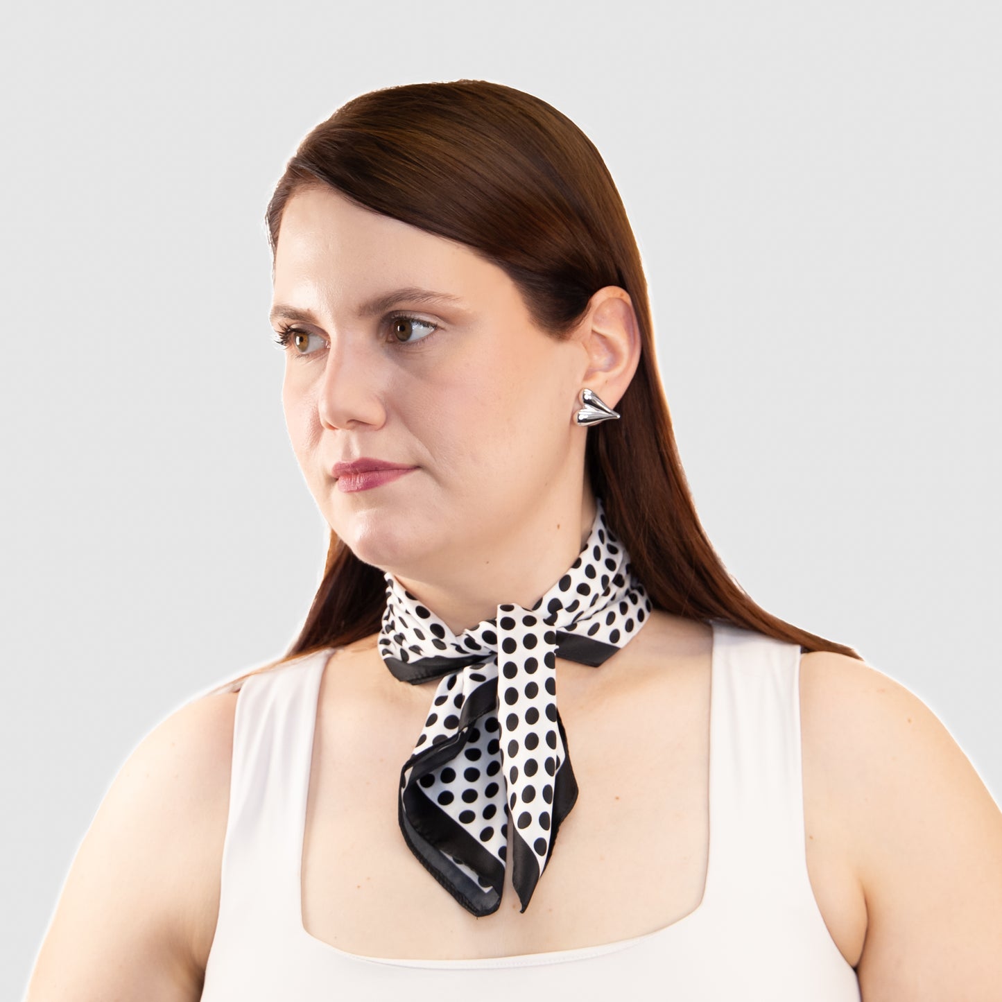 Eșarfă damă din satin cu buline clasice, 53 x 53 cm - Negru, Alb
