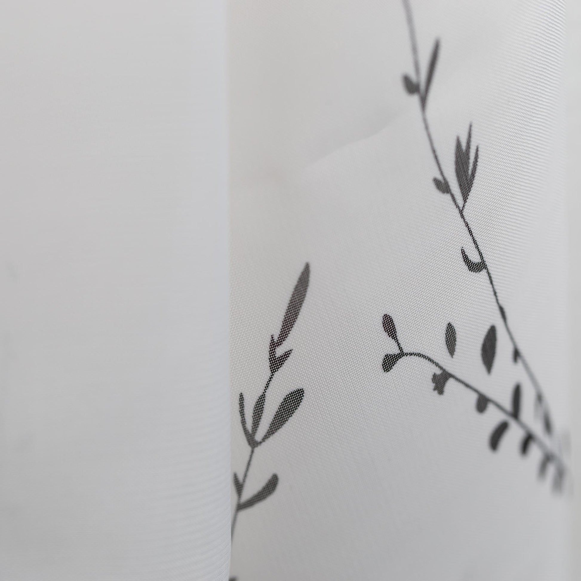 Eșarfă fină cu efect de mătase, imprimeu minimal flowers, 150 x 50 cm - Alb Negru