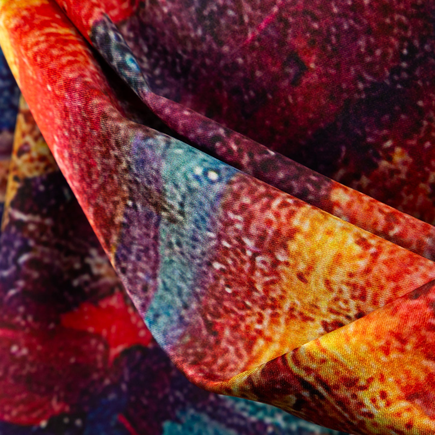 Eșarfă fină și deosebită din satin cu imprimeu față-verso, peisaj abstarct și motive florale, 180 x 68 cm - Multicolor