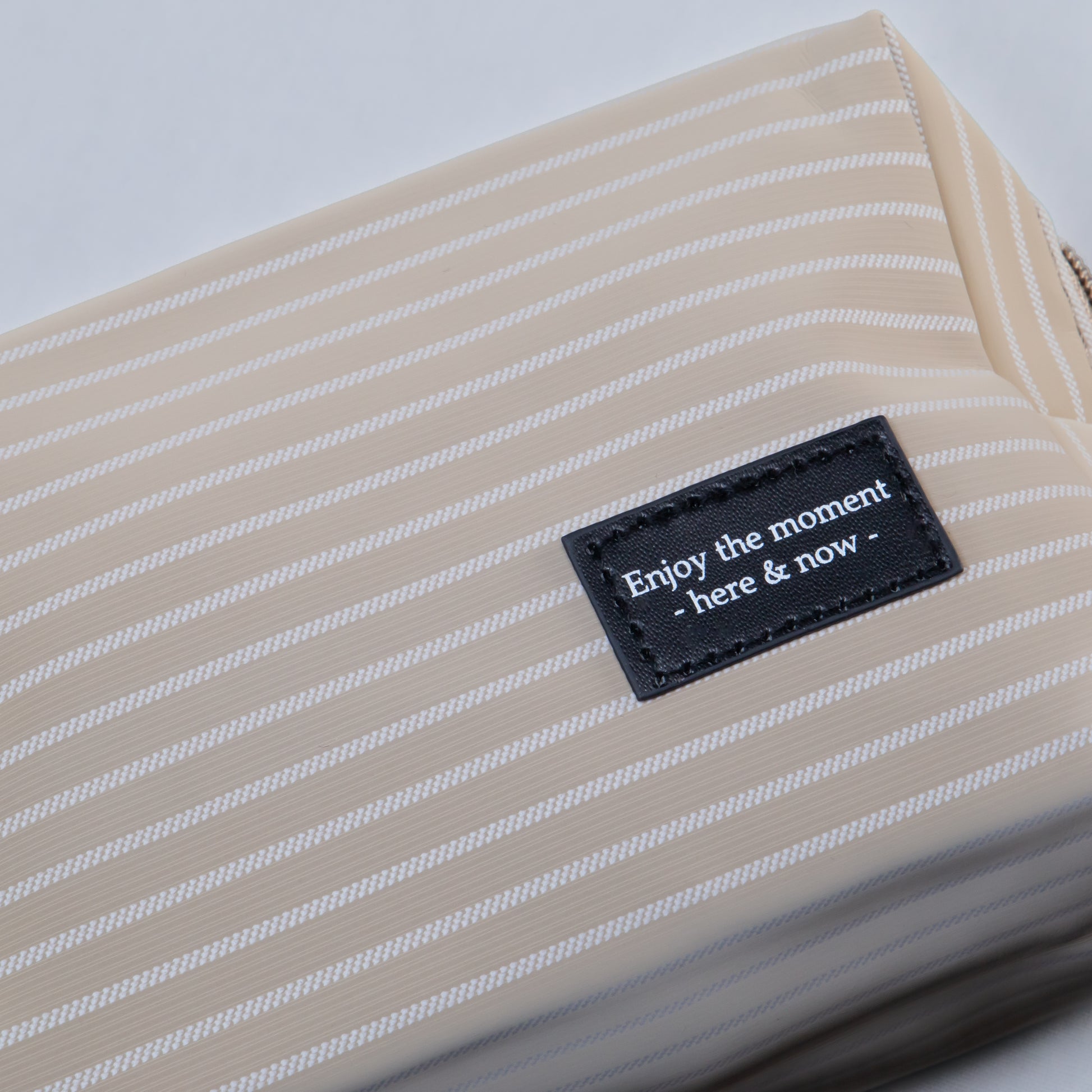 Geantă cosmetice Dungi Chic - Bej