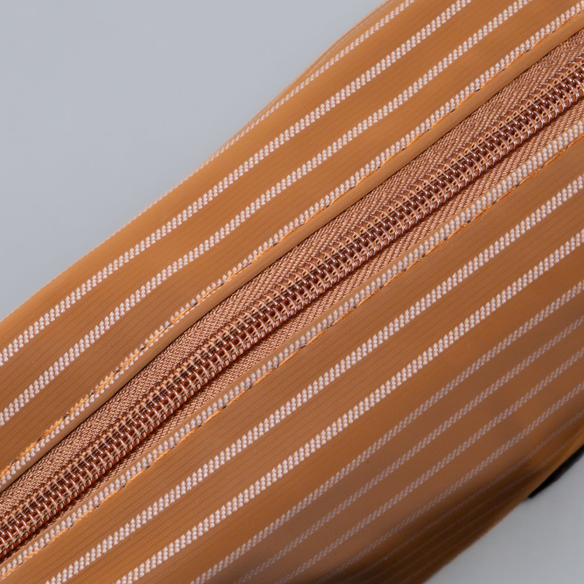 Geantă cosmetice Dungi Chic - Maro