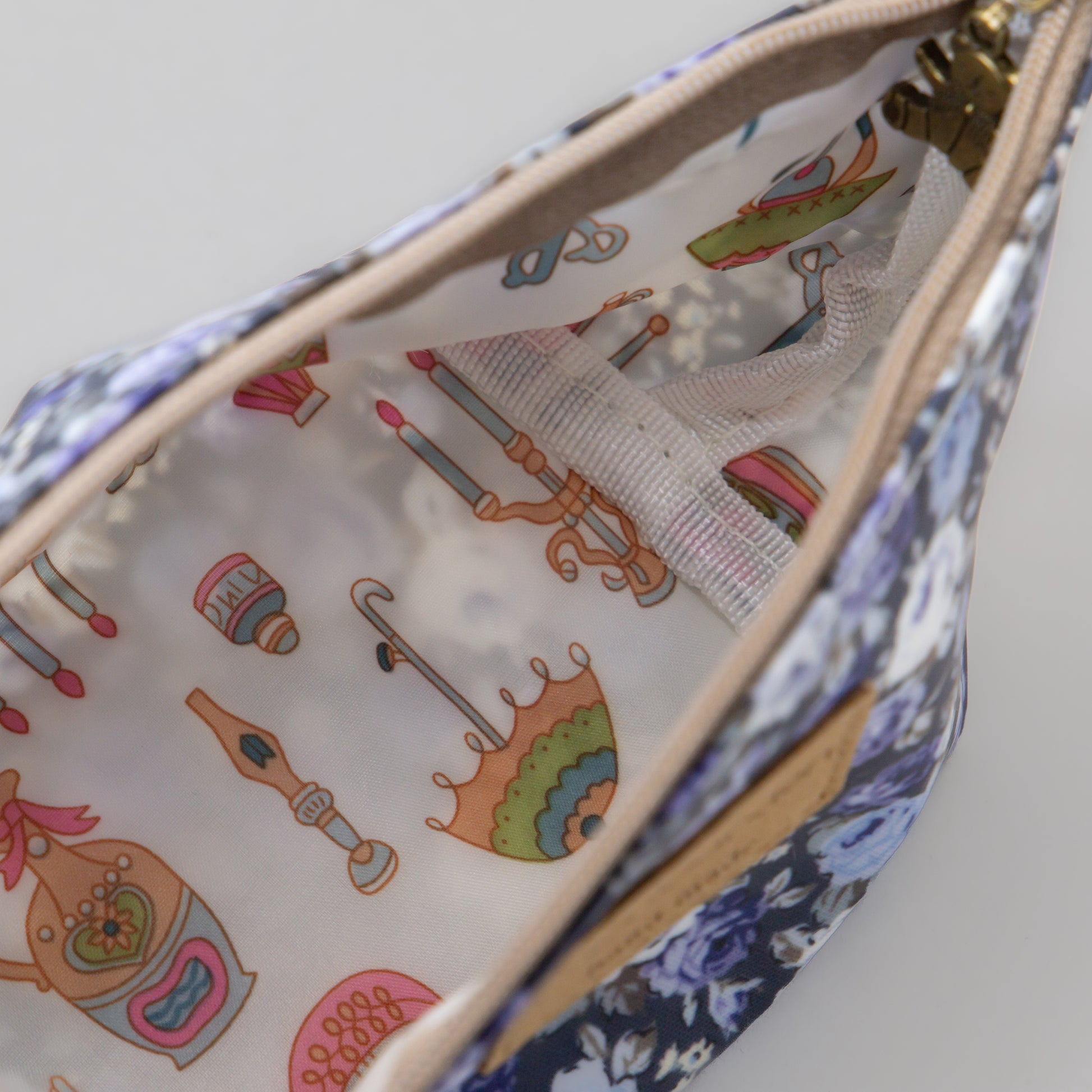 Geantă cosmetice Eden cu imprimeu floral - Albastru Închis