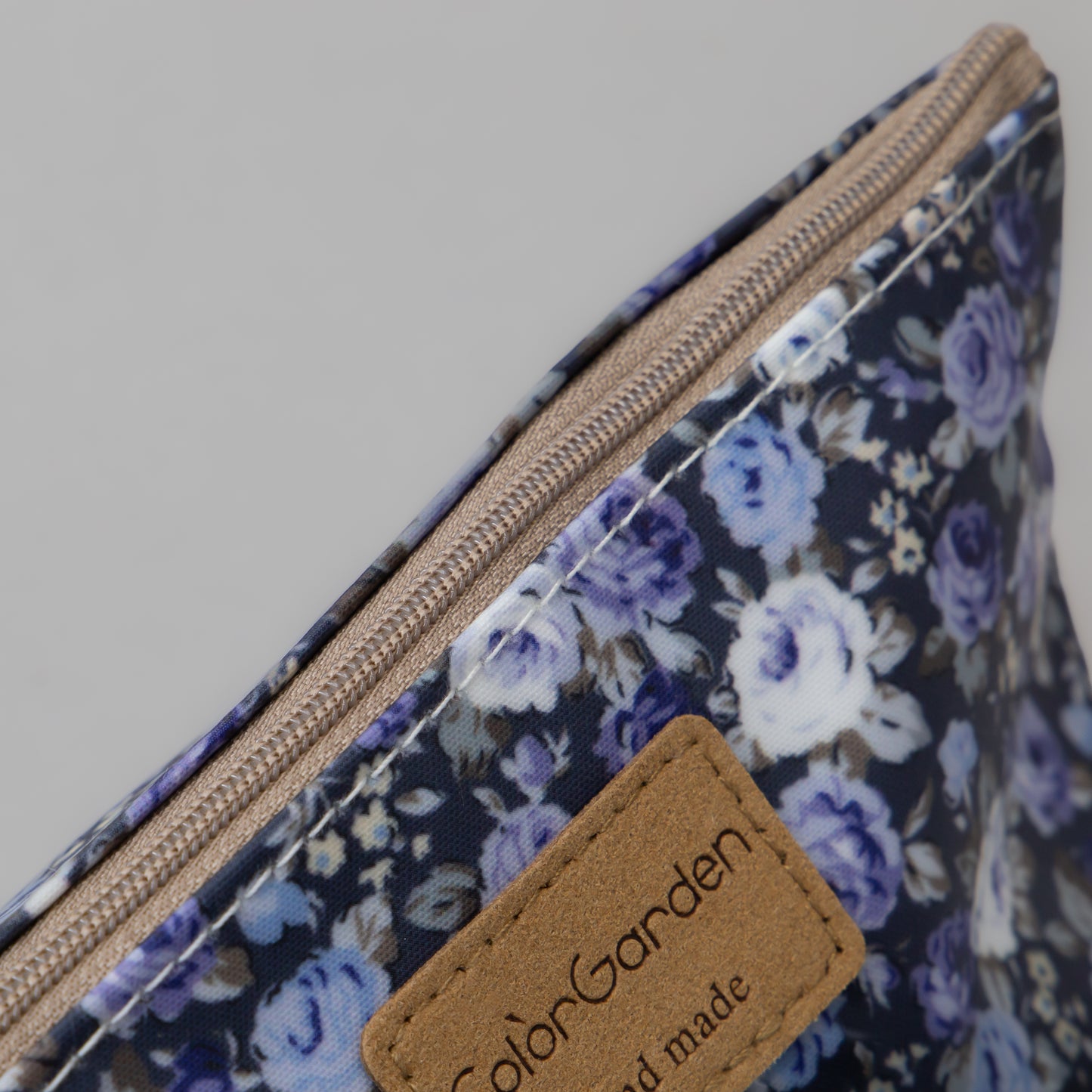 Geantă cosmetice Eden cu imprimeu floral - Albastru Închis