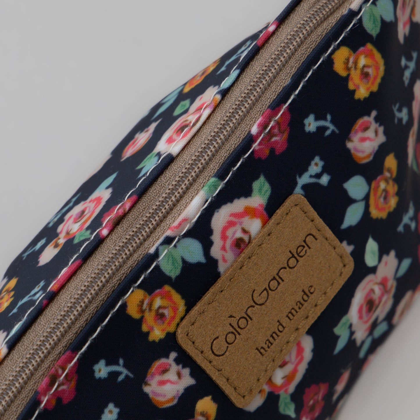 Geantă cosmetice Eden cu imprimeu floral - Albastru & Roz