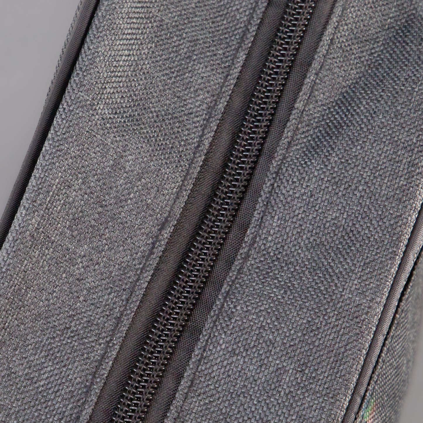 Geantă cosmetice Essential - Gri Închis