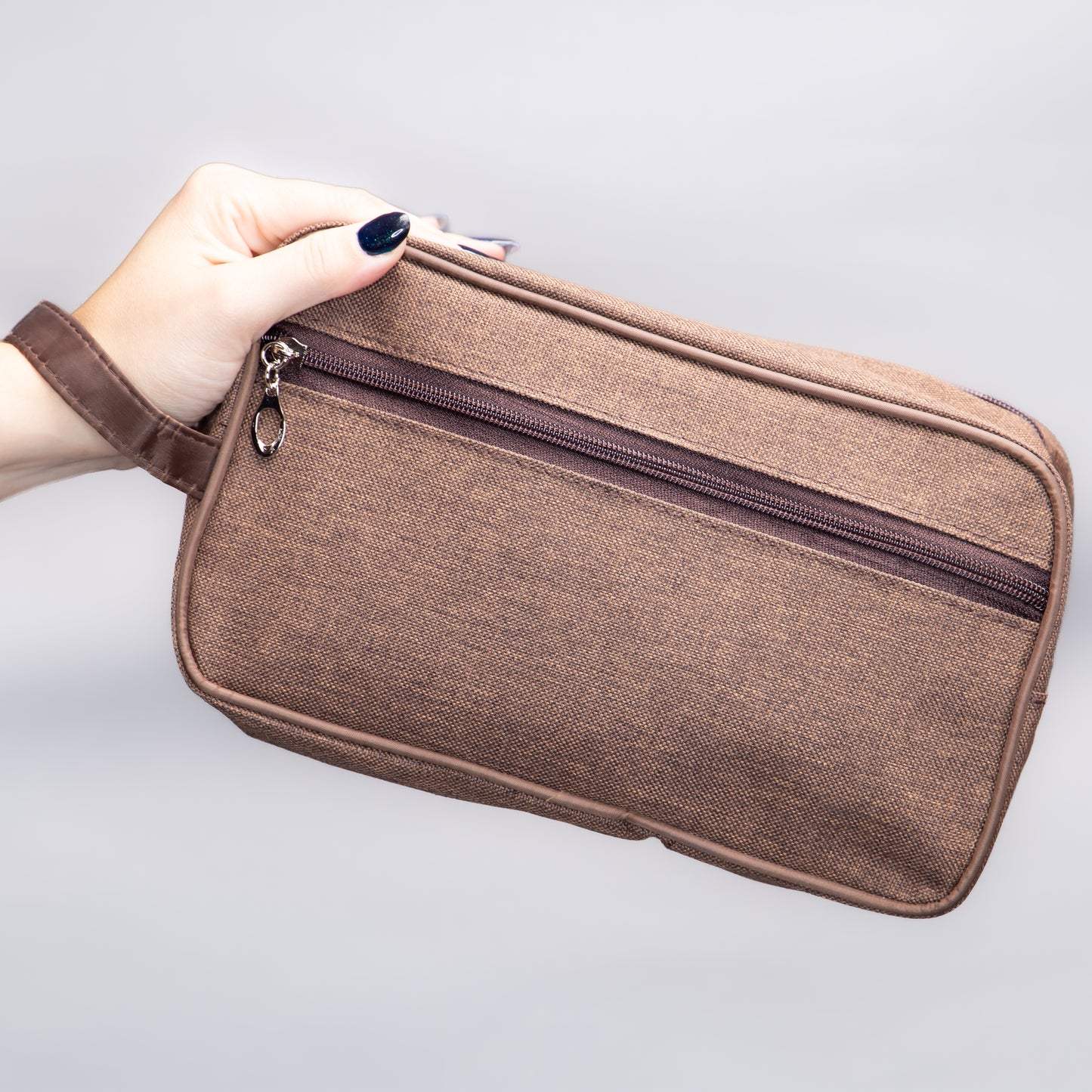 Geantă cosmetice Essential - Maro