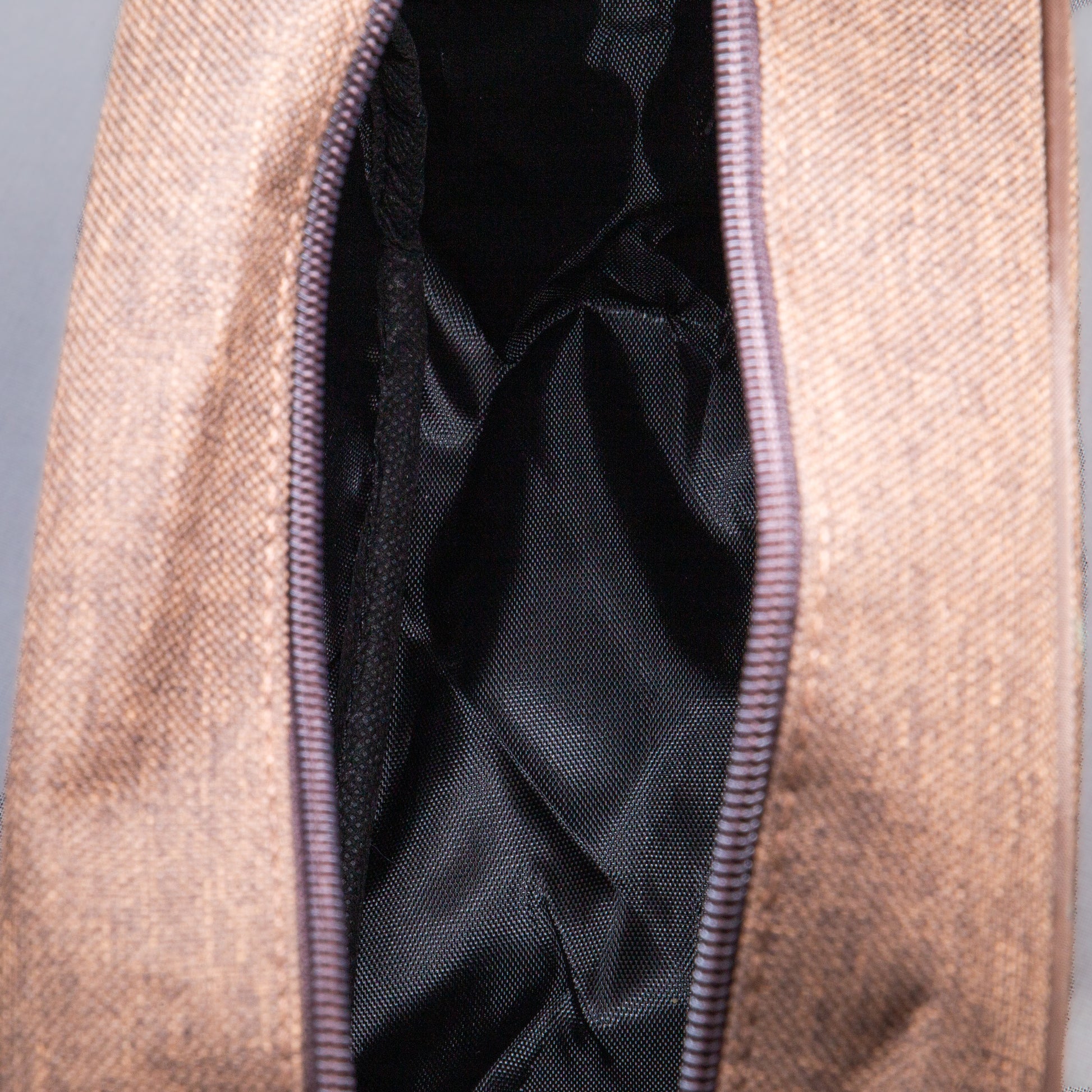 Geantă cosmetice Essential - Maro