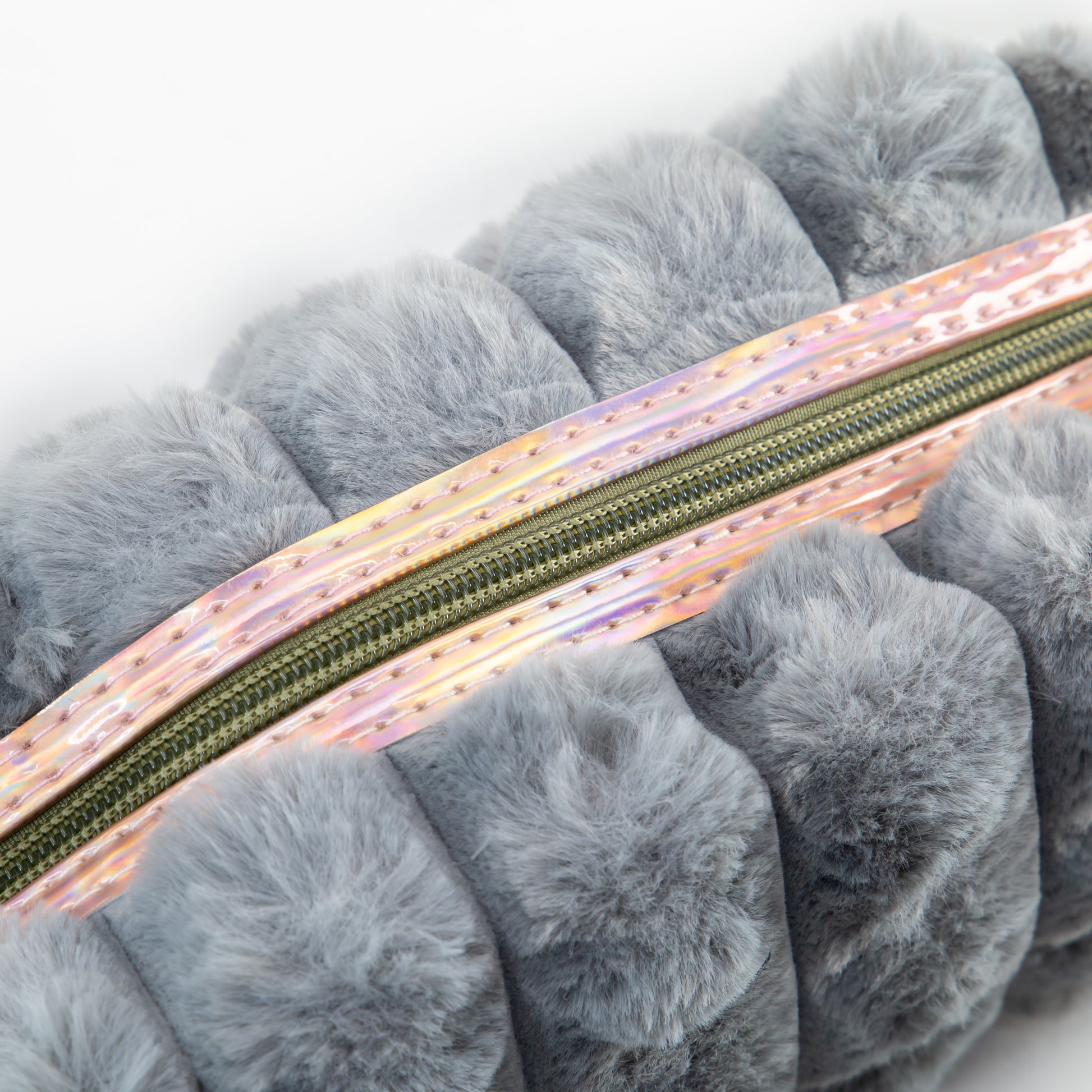 Geantă cosmetice pufoasă - Gri