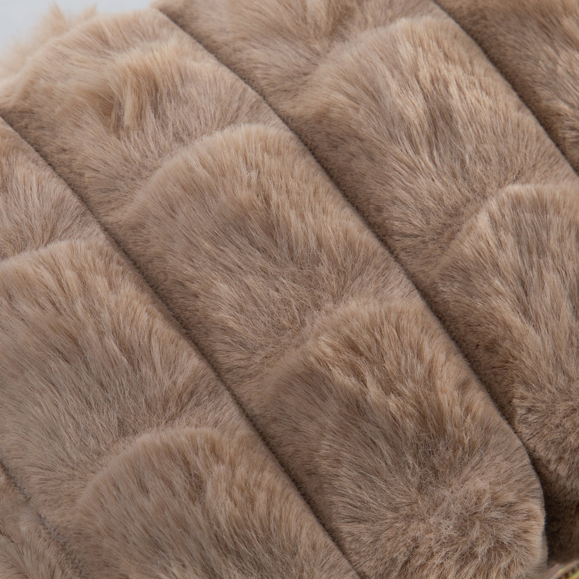 Geantă cosmetice pufoasă - Maro