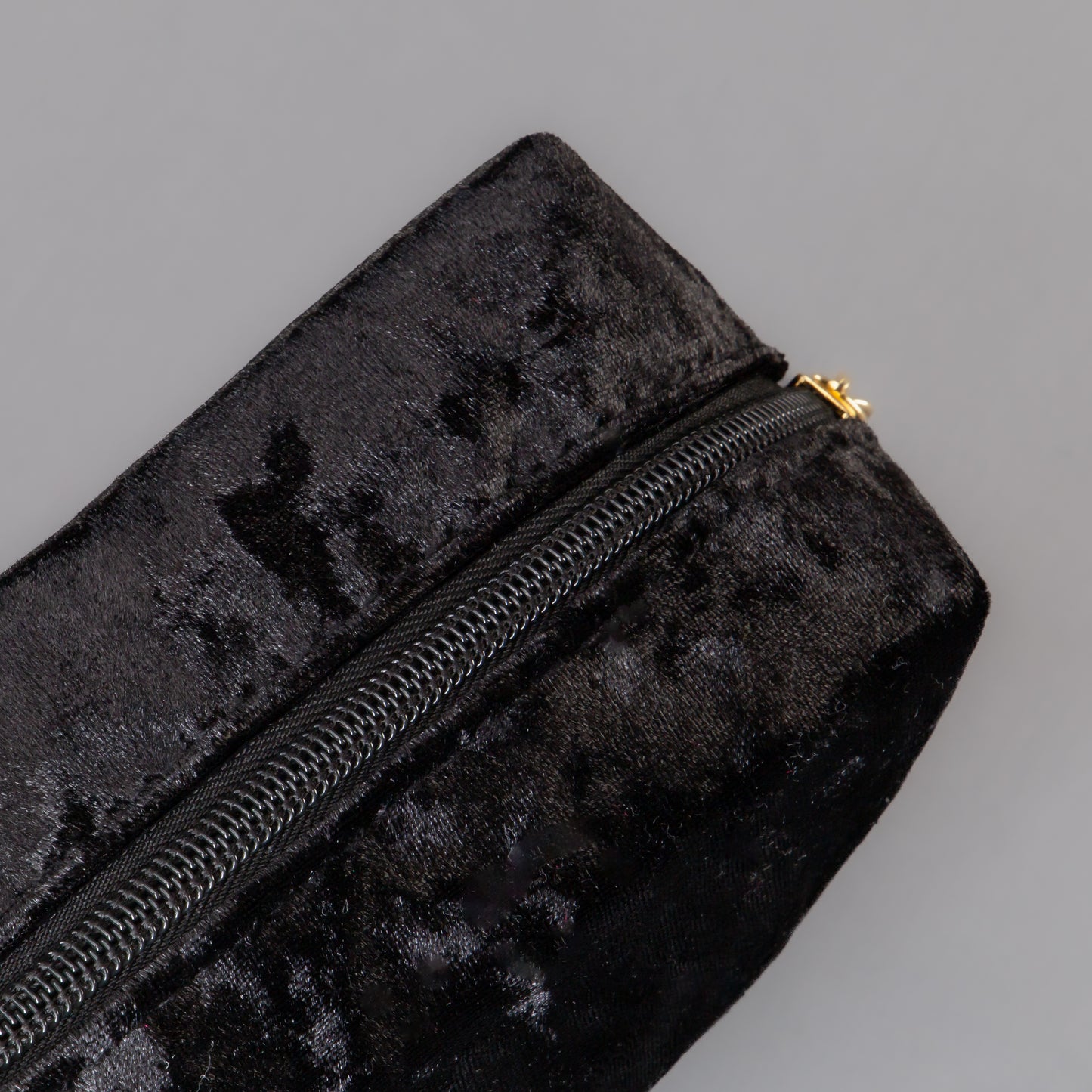 Geantă cosmetice Velvet Touch - Negru