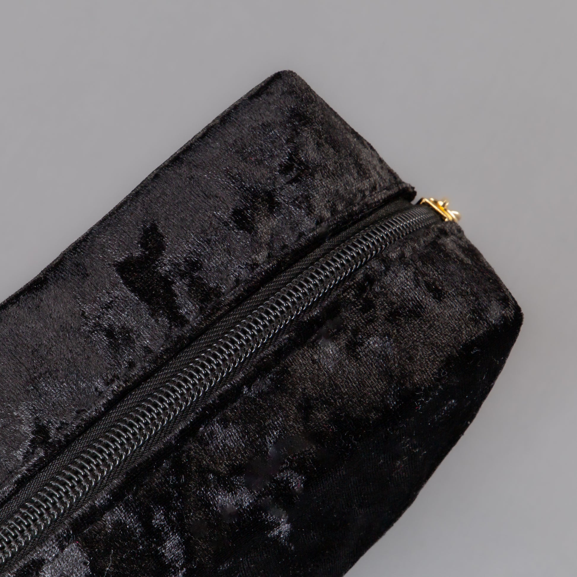 Geantă cosmetice Velvet Touch - Negru