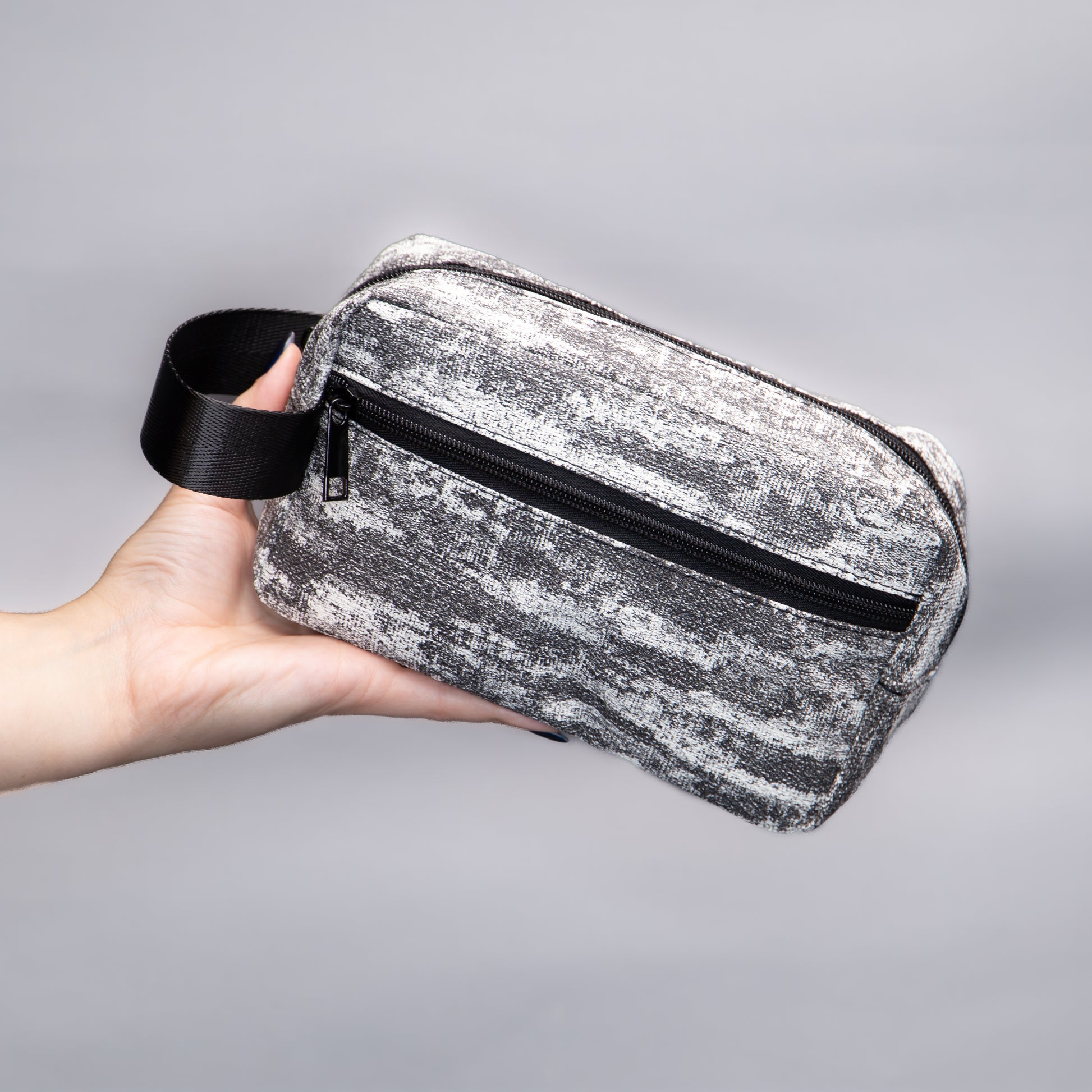 Geantă cosmetice Vibe camuflaj - Gri