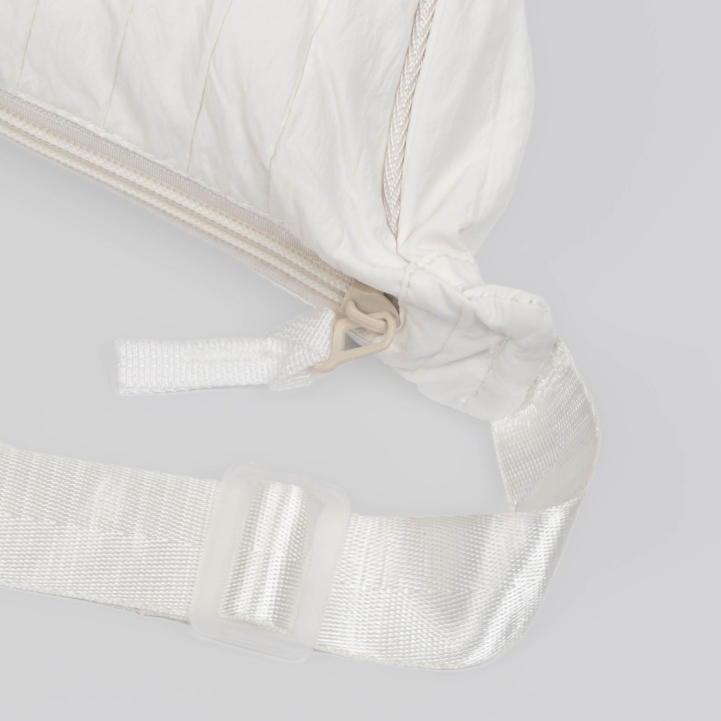Geantă crossbody semilună - Alb