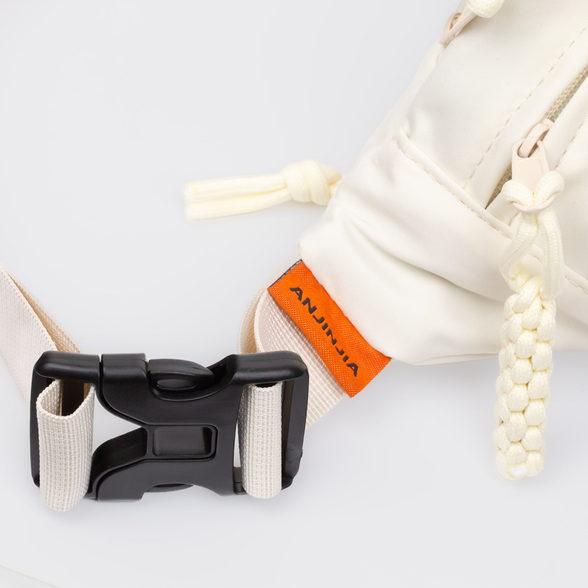 Geantă crossbody tip borsetă - Crem