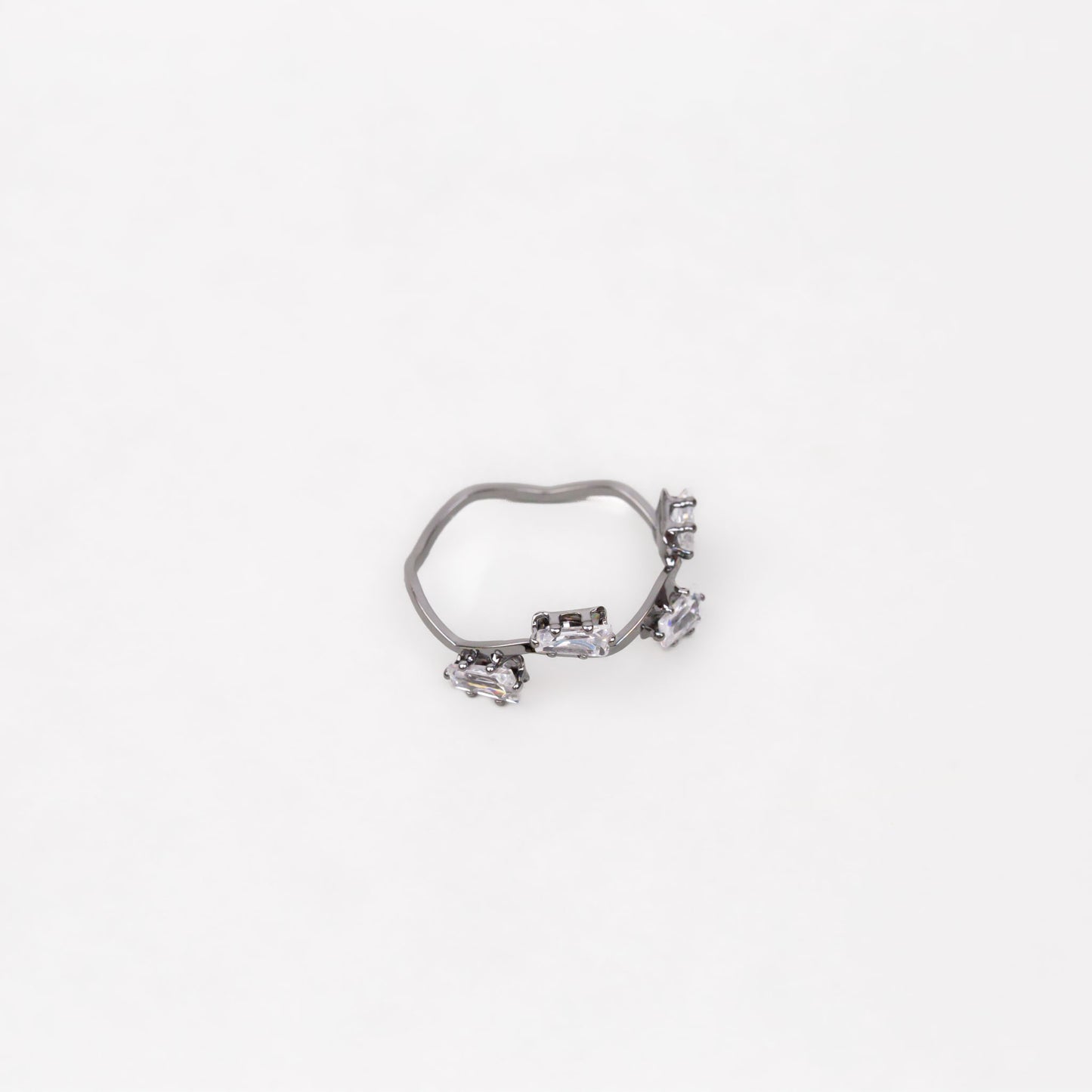 Inel ondulat cu pietre delicate - Gri Antracit