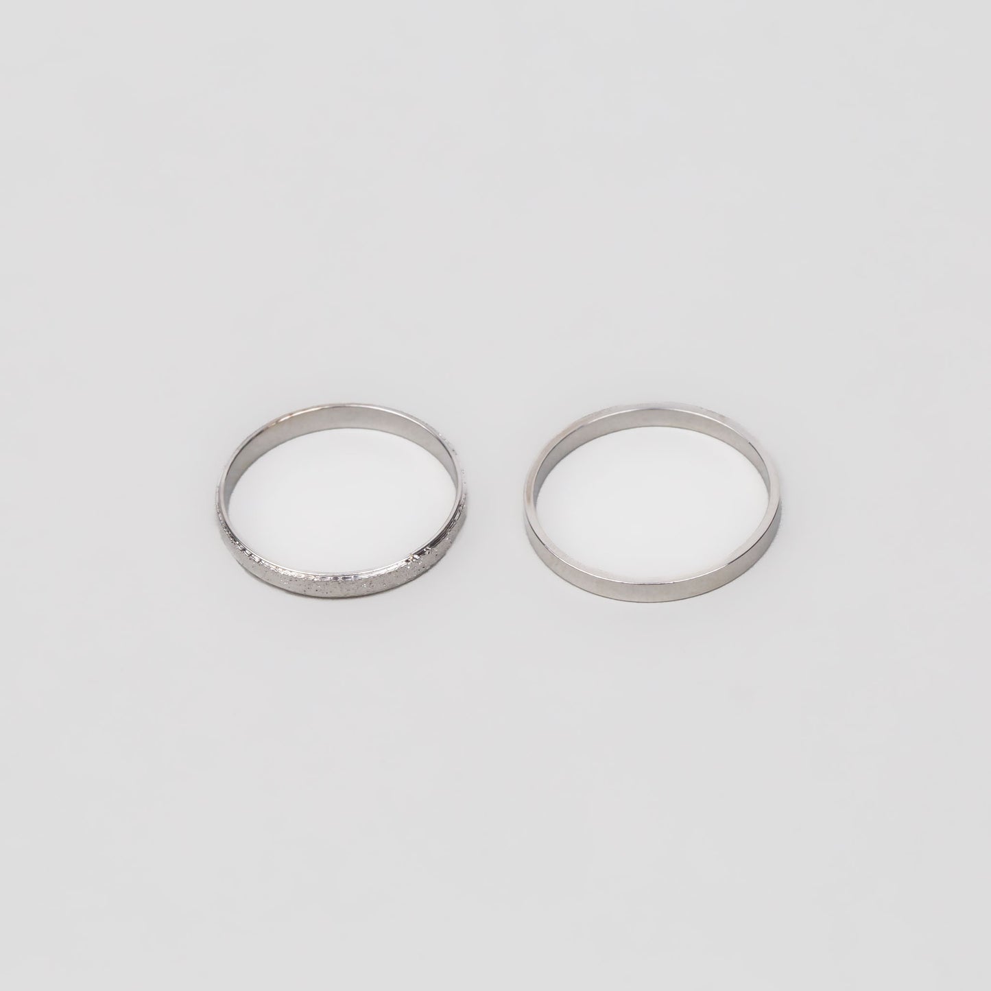 Inele simple în stil minimal, set 2 buc - Argintiu