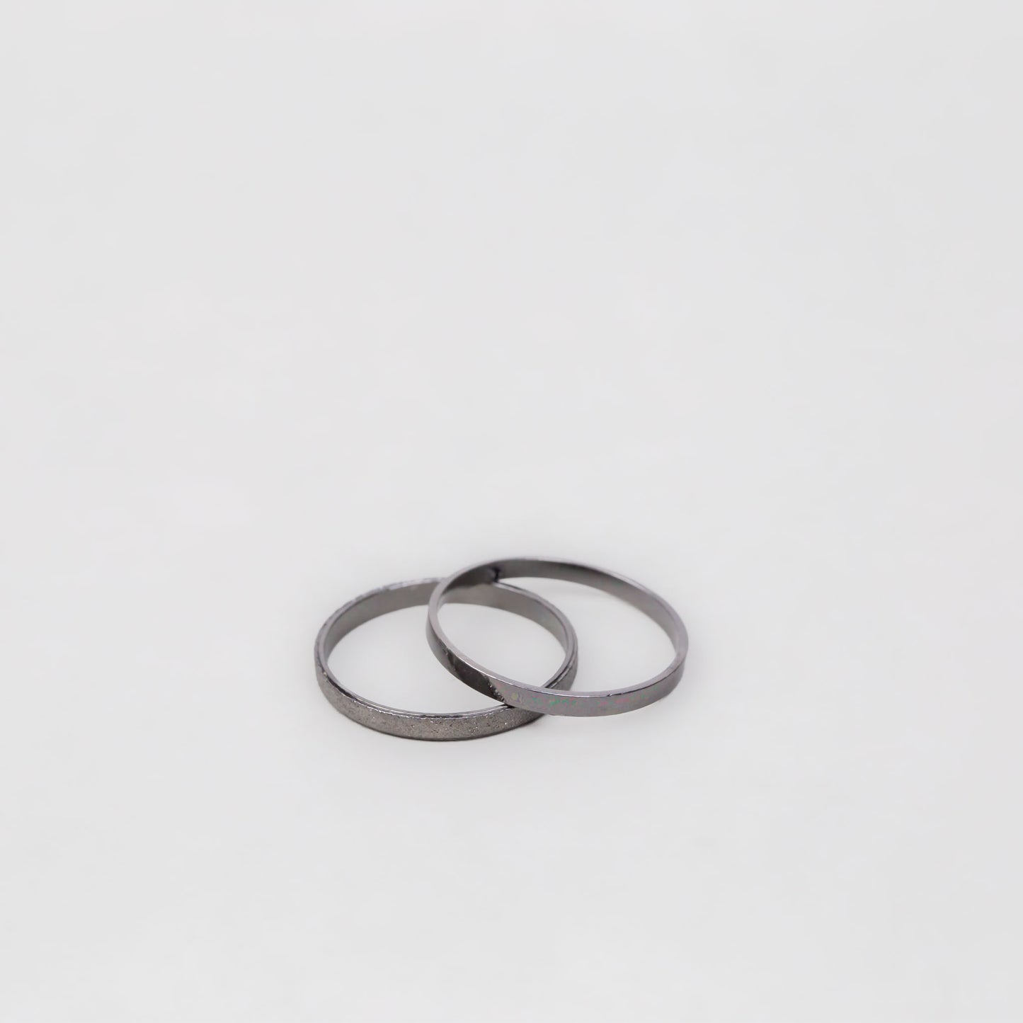 Inele simple în stil minimal, set 2 buc - Negru