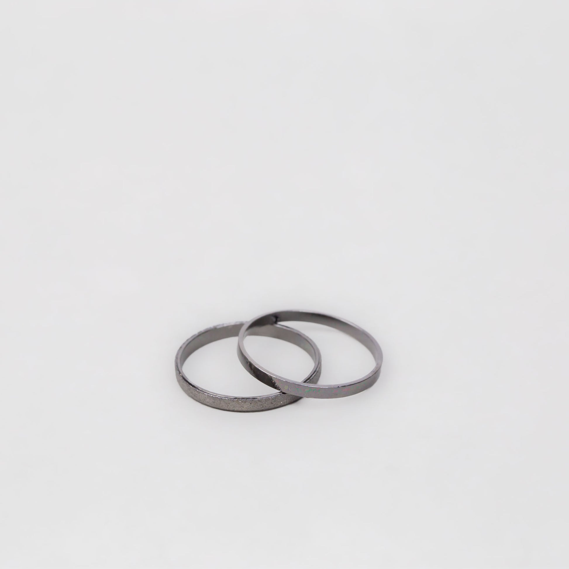 Inele simple în stil minimal, set 2 buc - Negru