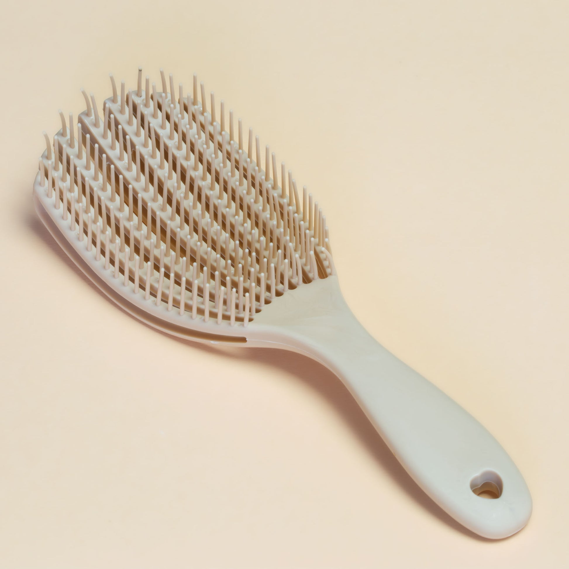 Perie flexibilă pentru descurcarea părului, comodă pentru scalp - Crem