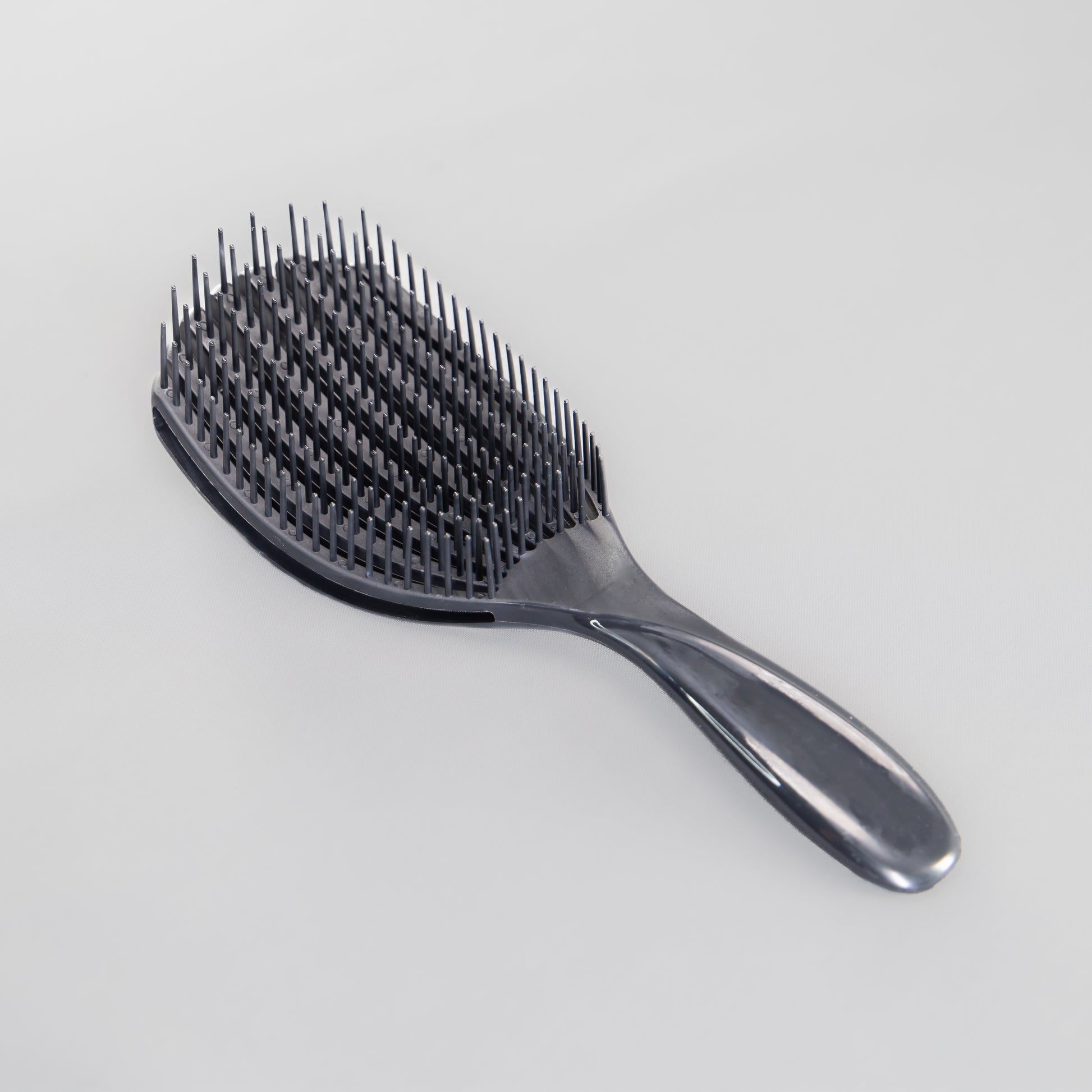 Perie flexibilă pentru descurcarea părului, mare - Negru