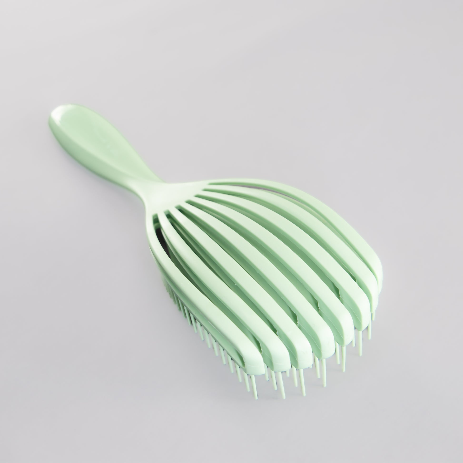 Perie flexibilă pentru descurcarea părului, mare - Verde