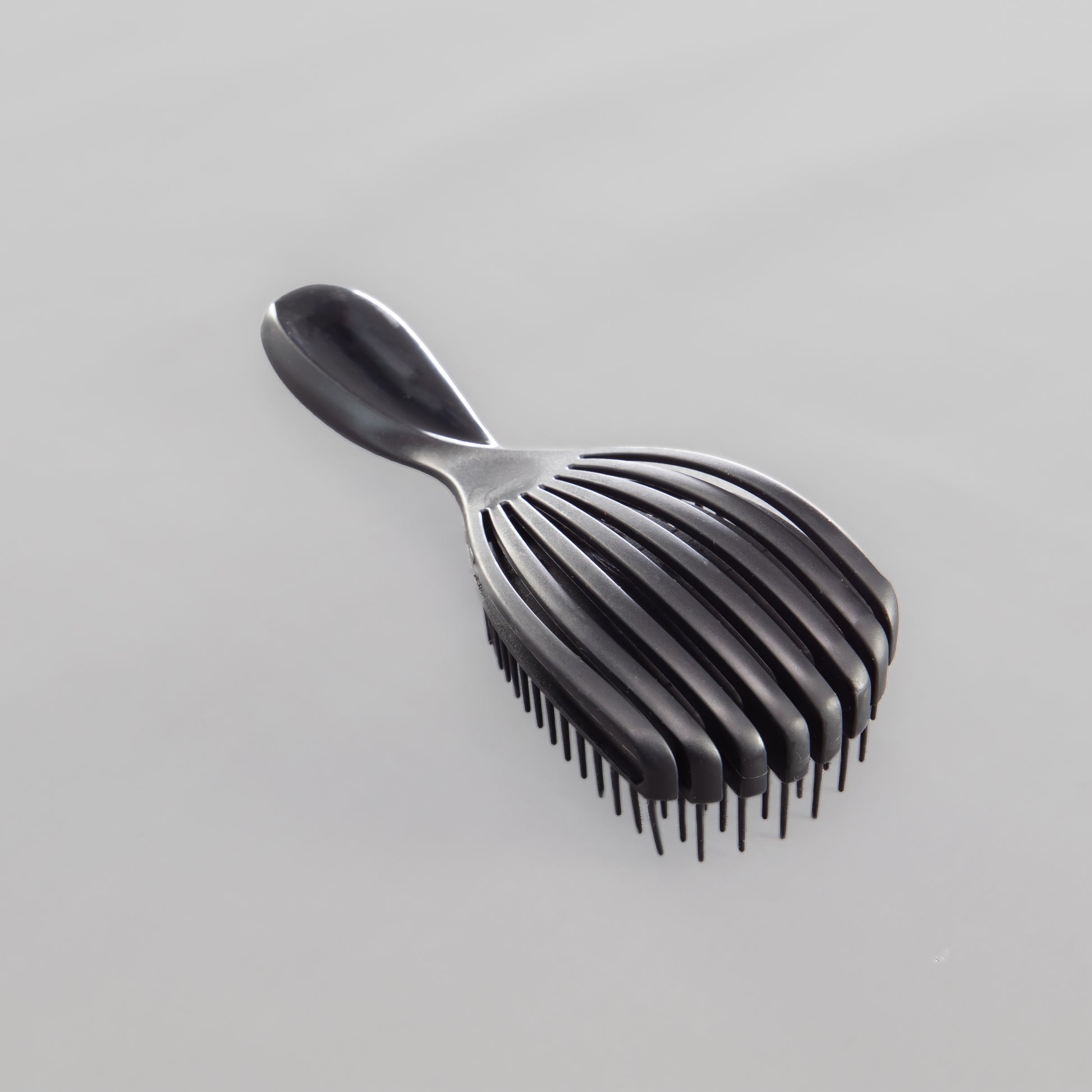Perie flexibilă pentru descurcarea părului, mică - Negru