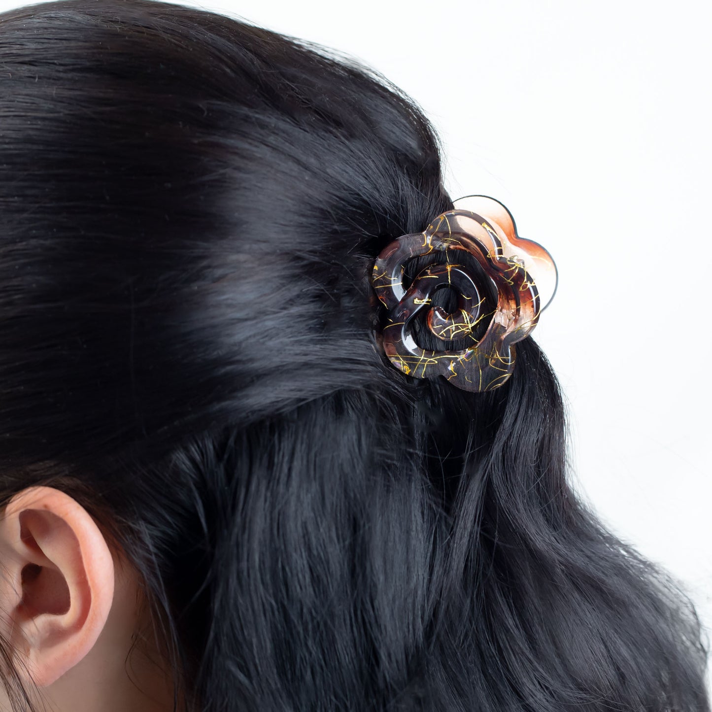 Set 2 clame păr beauty cu accente aurii, textură translucidă - Maro