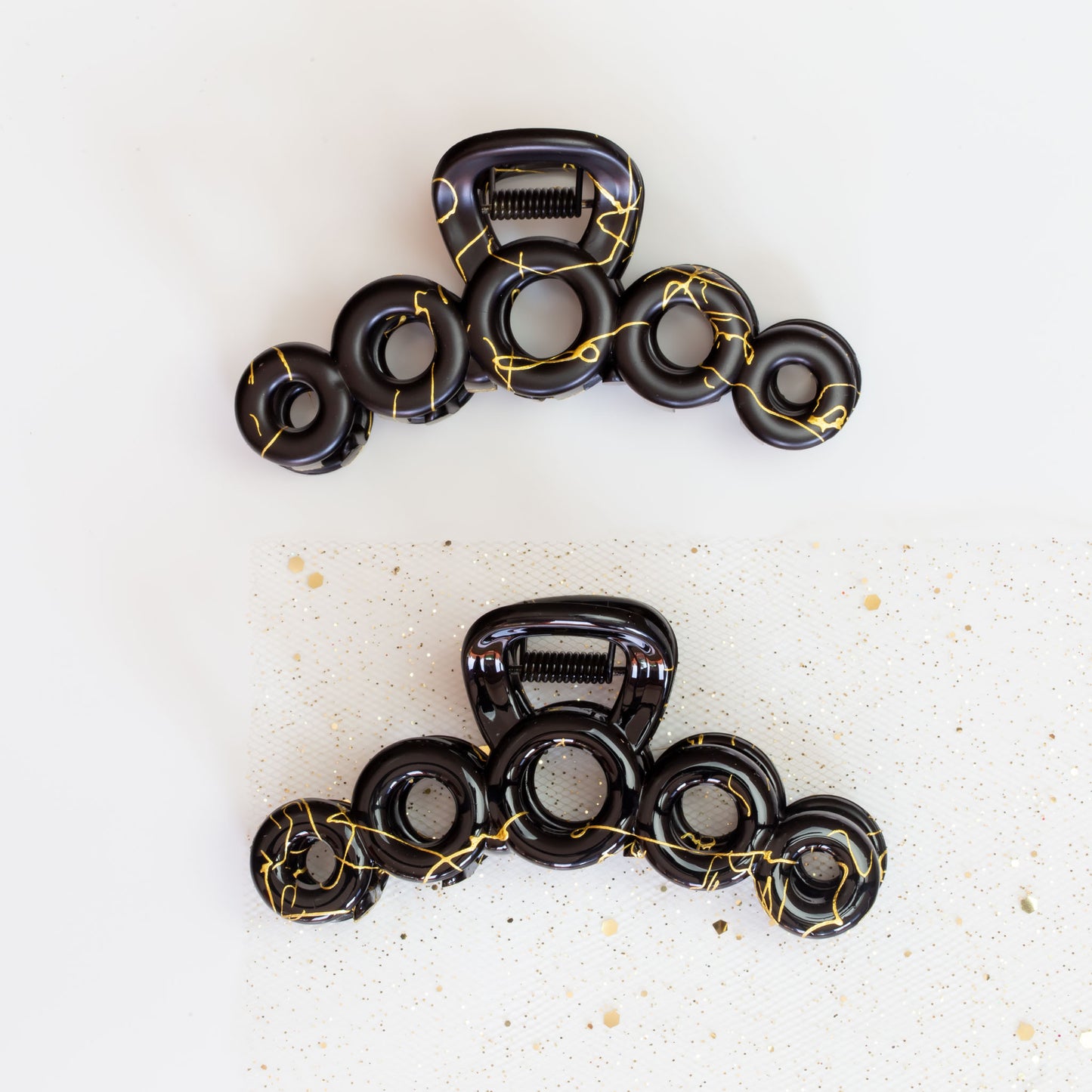 Set 2 clame păr mari cu cercuri și detalii aurii, texturi mixte - Negru