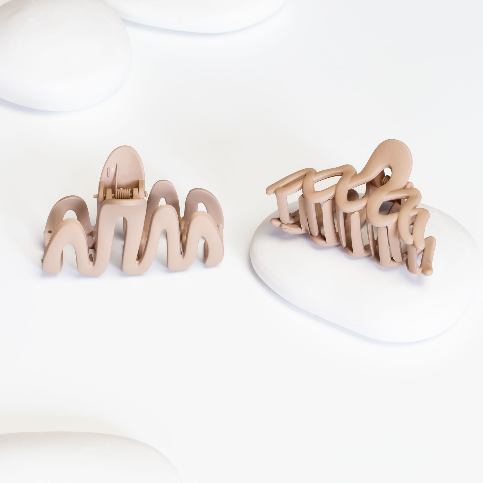 Set 2 clame păr progressive lines cu textură de silicon - Bej