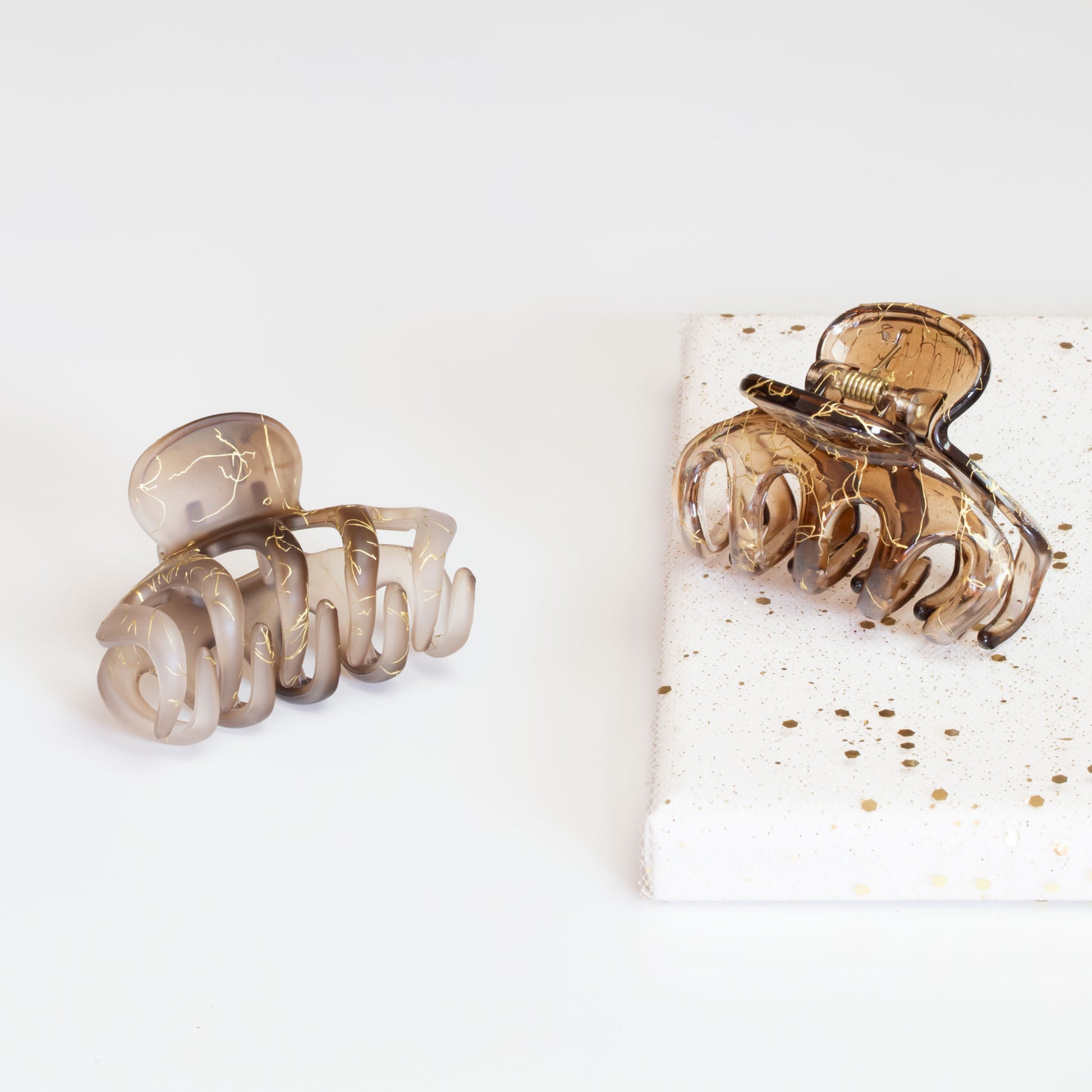 Set 2 clame păr tip octopus cu accente aurii - Maro