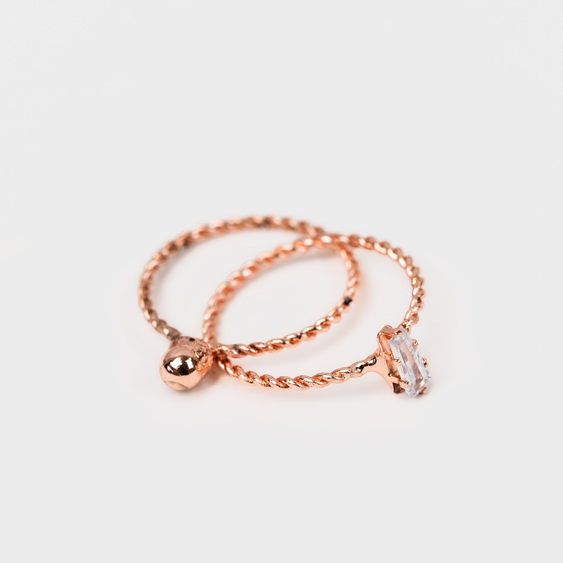 Set 2 inele subțiri unite cu piatră și biluță - Rose Gold