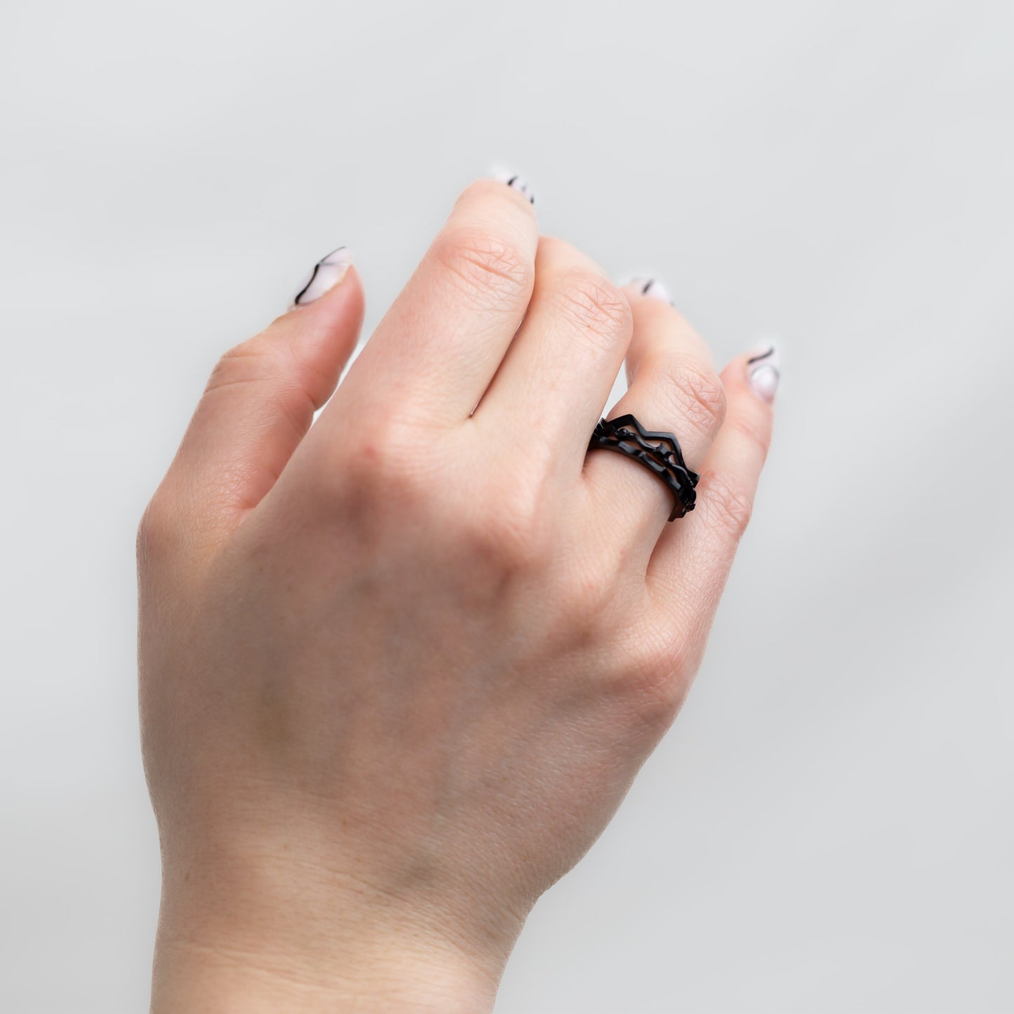 Set 3 inele subțiri ondulate cu pietre delicate - Negru