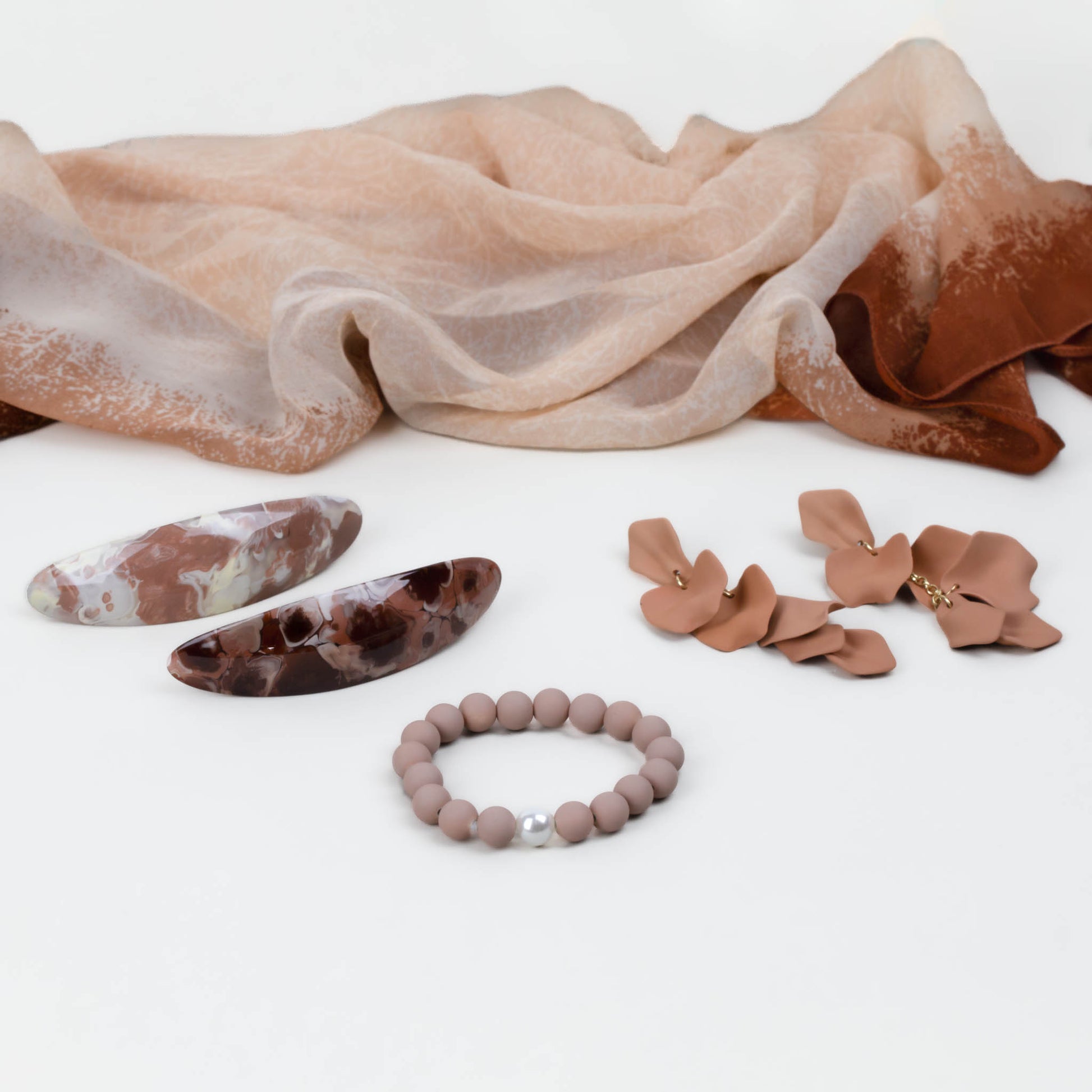 Set cadou cercei, brățară, eșarfă, agrafe franțuzești - Vis Caramel