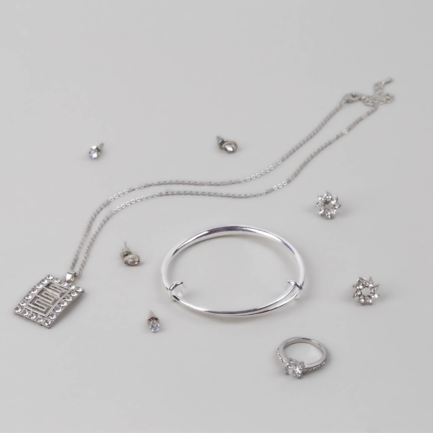 Set cadou cercei, brățară, colier, inel - Modern Charm