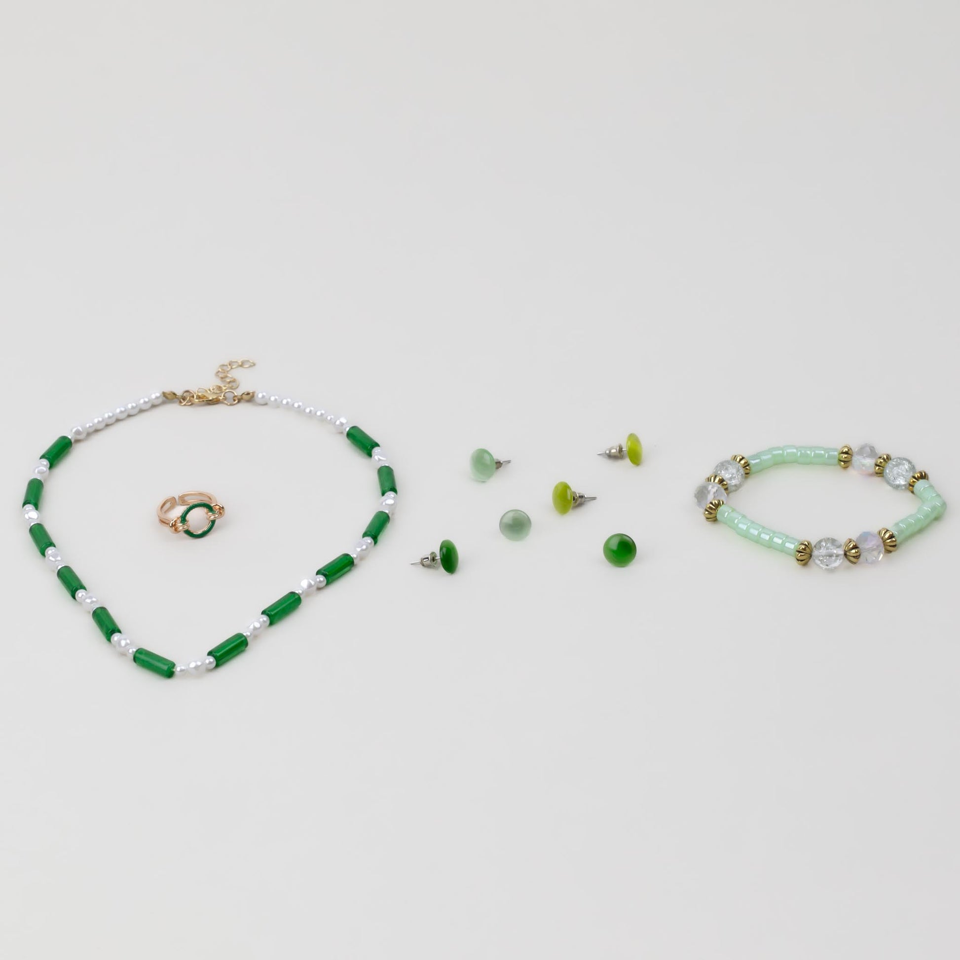 Set cadou cercei, brățară, colier, inel - Verde Fresh