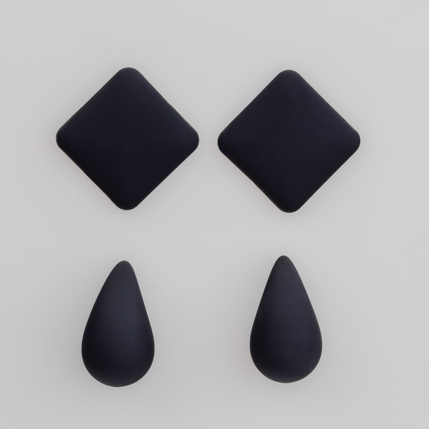 Set cercei buton slim & mochi cu textură de silicon, 2 perechi - Negru