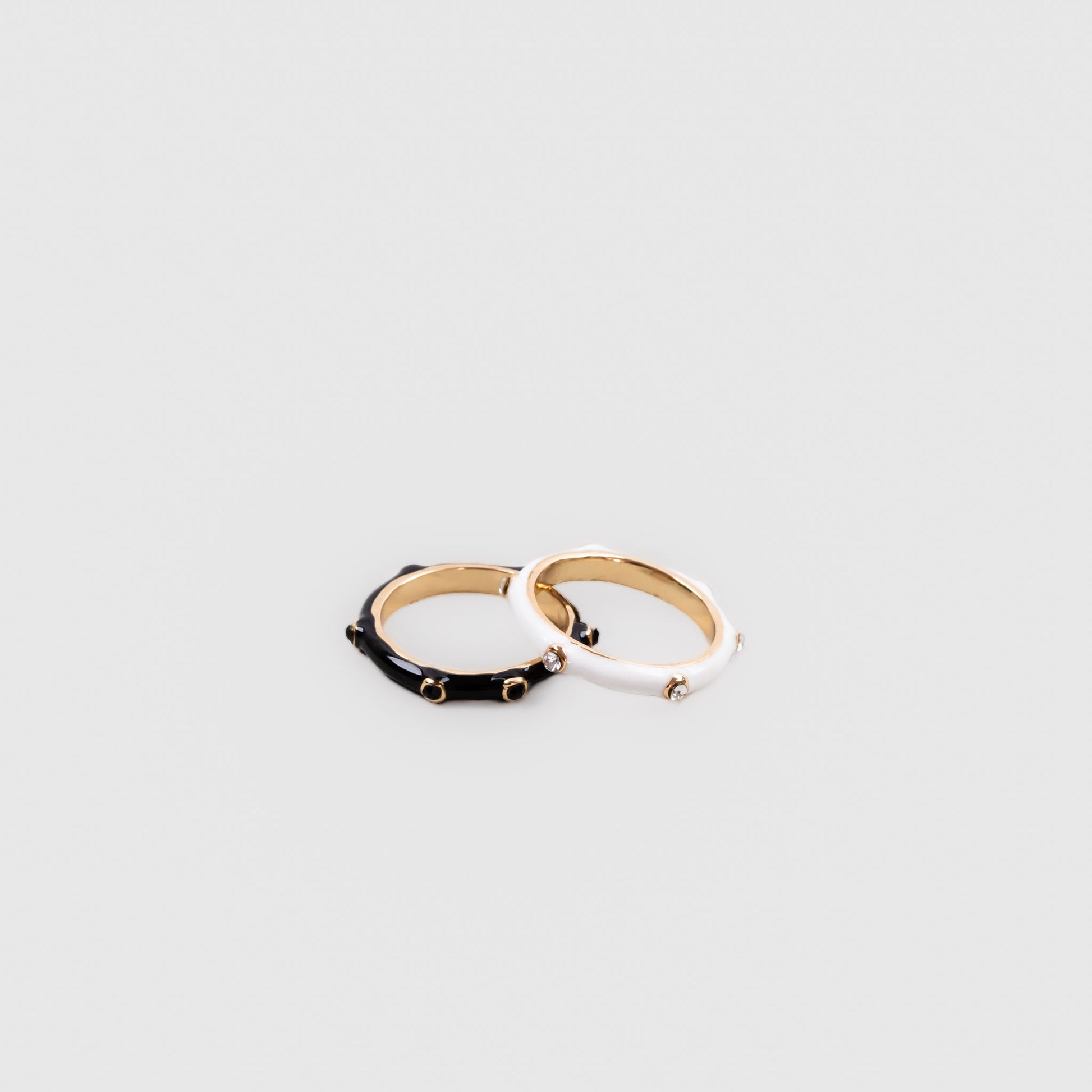 Set 2 inele subțiri cu pietre delicate - Negru, Alb